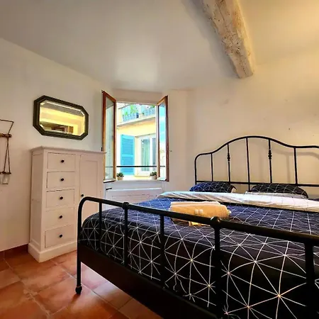 Le Pecheur - T2 Au Coeur Du Vieil Apartment Antibes